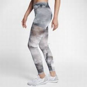 Nike Power Legendary Tight NWT